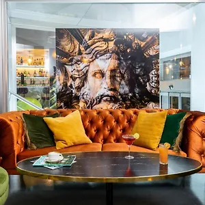 Отель Leonardo Boutique Termini Рим