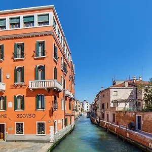 https://pensione-seguso.hotelslidodijesolo.com